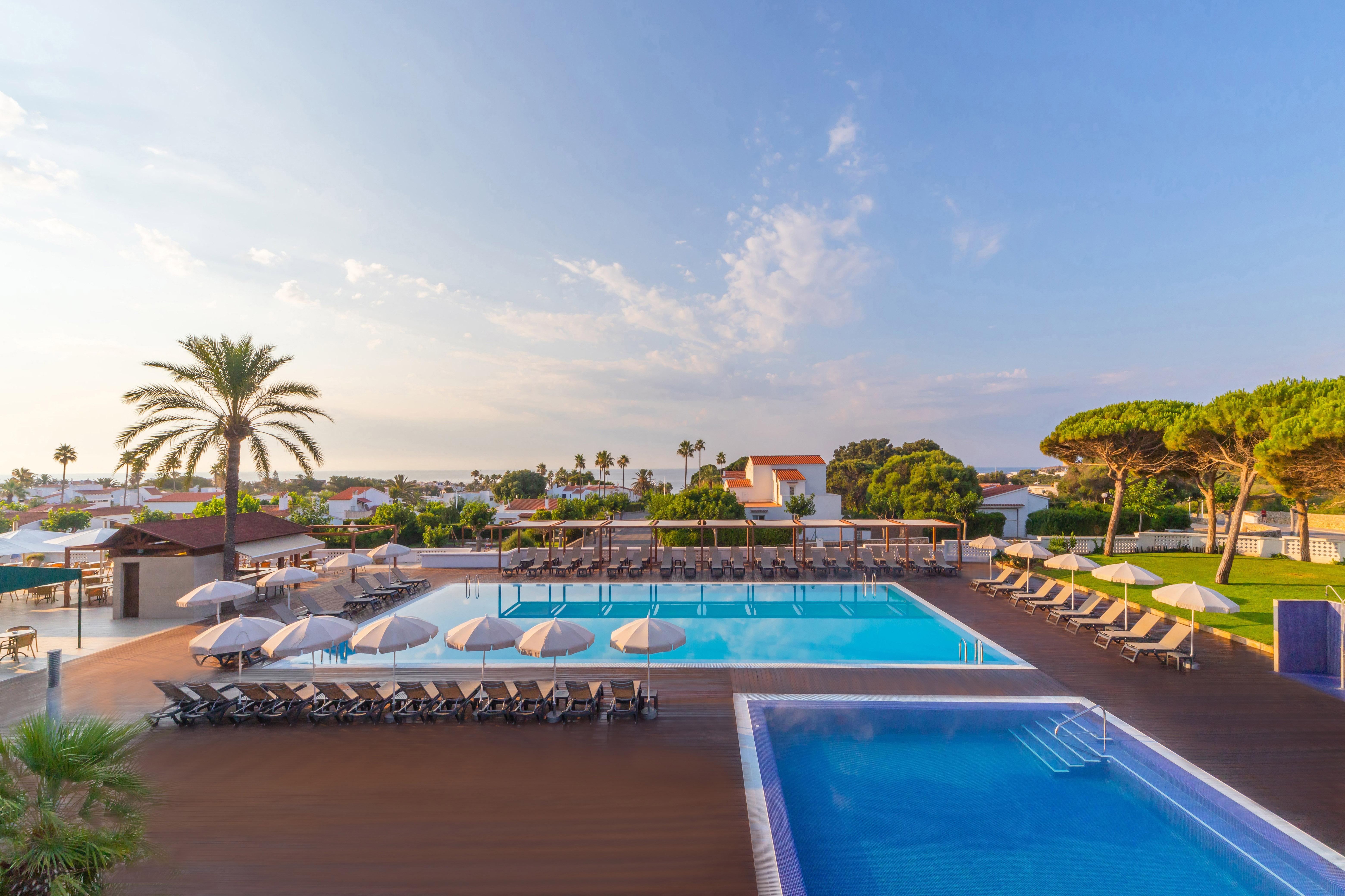 Alua Illa De Menorca Hotel С'Алгар Екстериор снимка